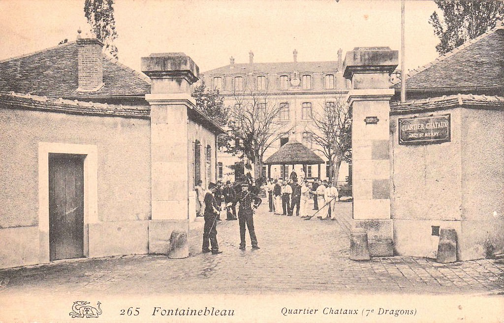 1362933151-Fontainebleau-Chataux.jpeg